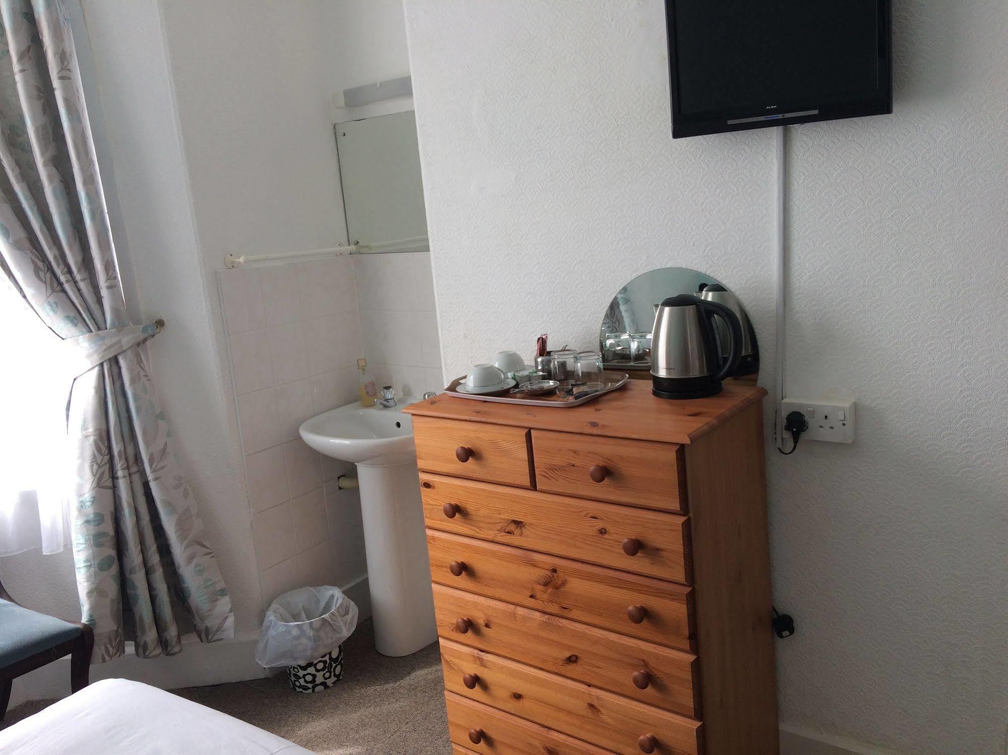 ペイントン St Weonards Bed & Breakfast エクステリア 写真